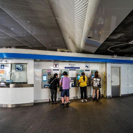 Go Inn Silom โกอินน์ สีลม - สถานีรถไฟฟ้าเซนต์หลุยส์ Bangkok Exteriör bild