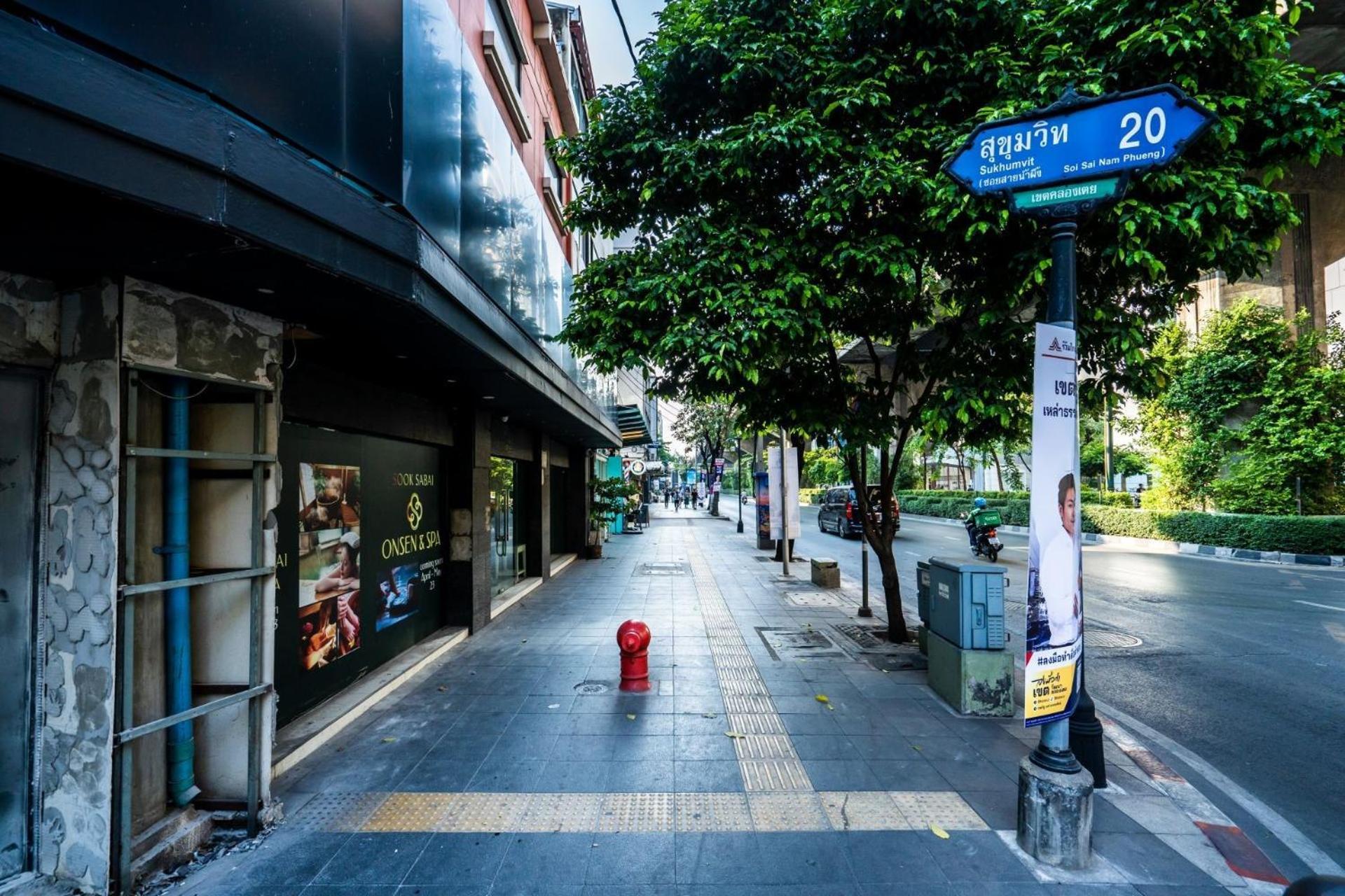 Go Inn Silom โกอินน์ สีลม - สถานีรถไฟฟ้าเซนต์หลุยส์ Bangkok Exteriör bild