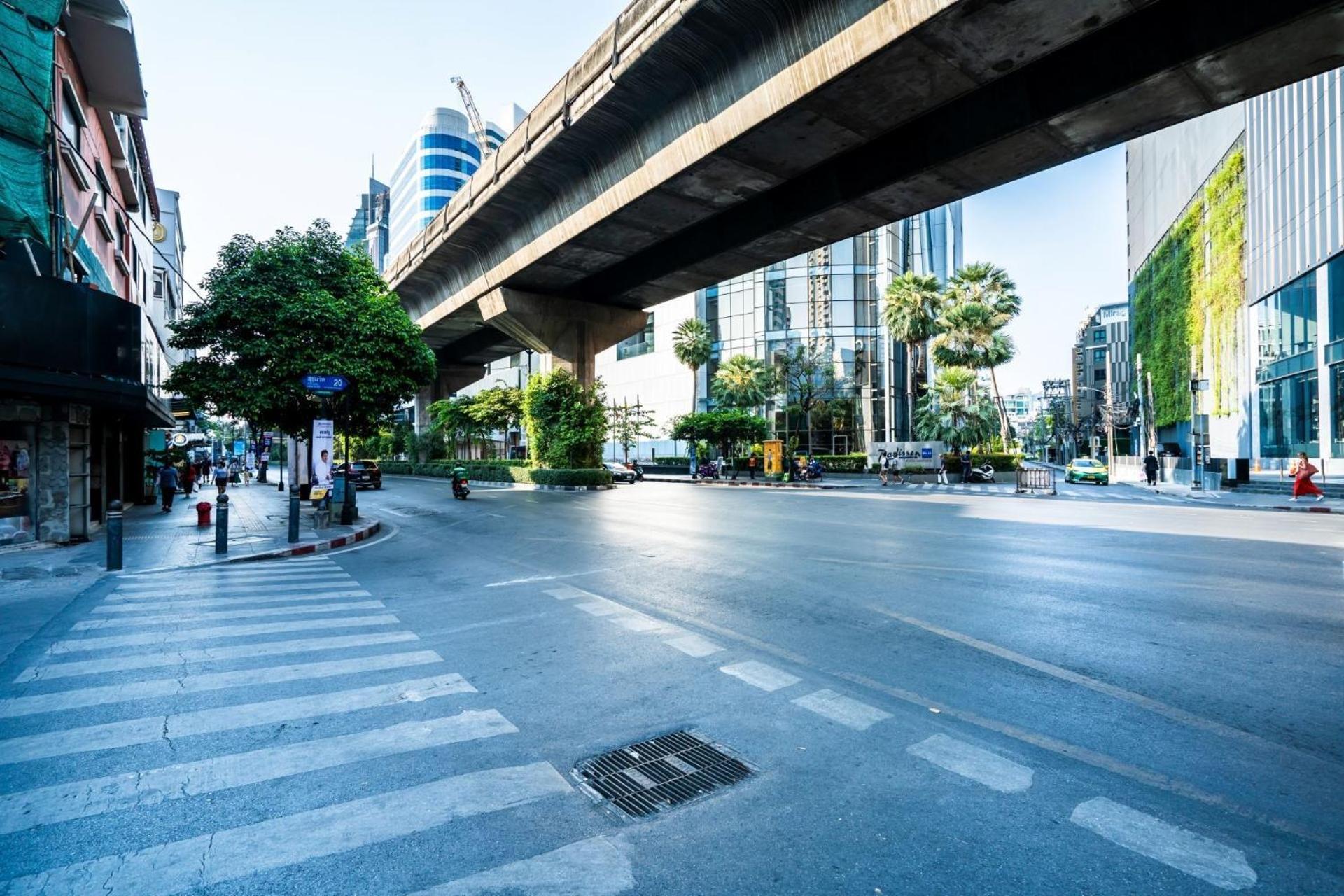 Go Inn Silom โกอินน์ สีลม - สถานีรถไฟฟ้าเซนต์หลุยส์ Bangkok Exteriör bild